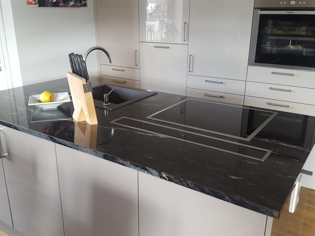 » Küchenarbeitsplatten