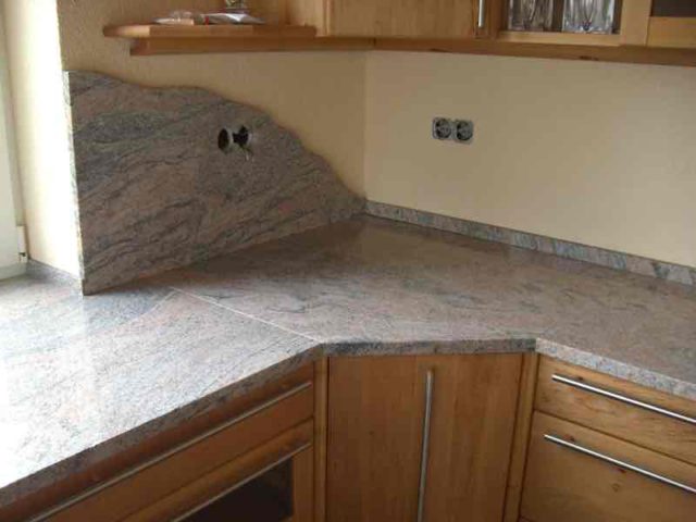 » Küchenarbeitsplatten