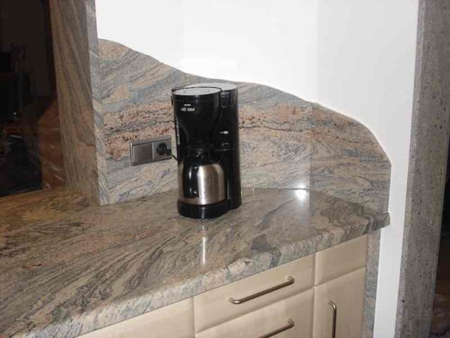 » Küchenarbeitsplatten